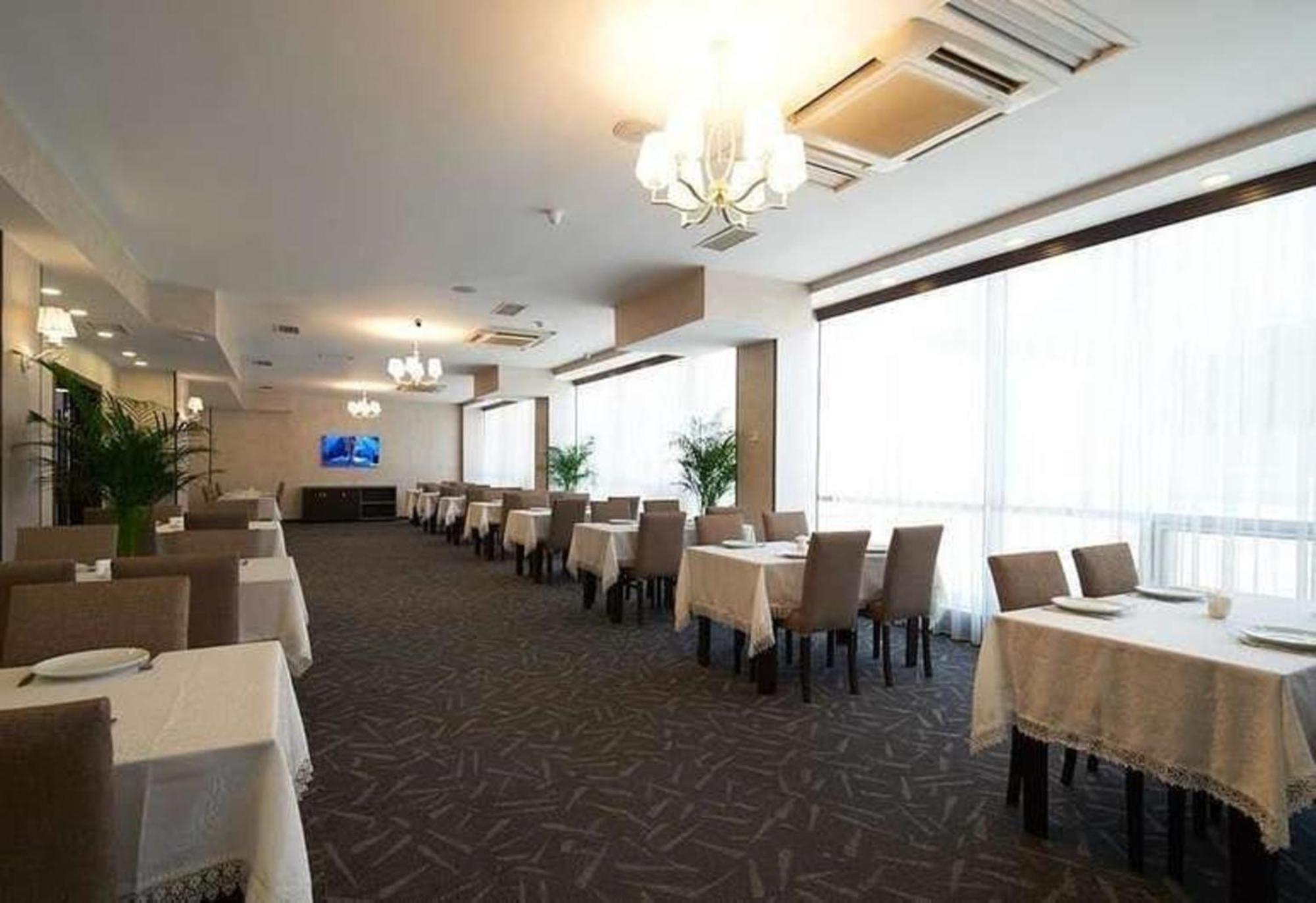 Masazir Crossway Hotel מראה חיצוני תמונה